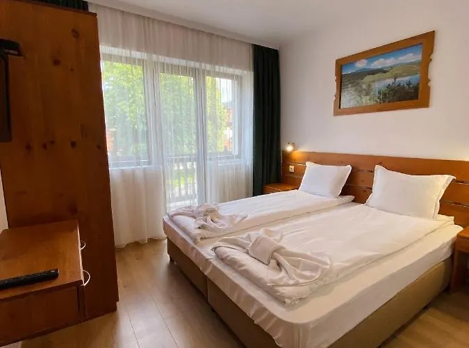 מלון Edelweiss בנסקו