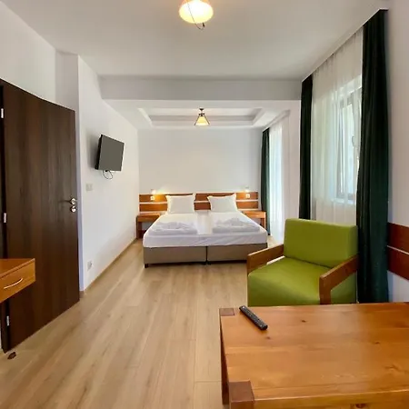 Edelweiss 3*