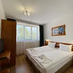 Отель Edelweiss 3*