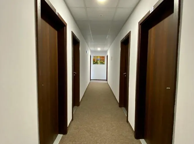 Отель Edelweiss